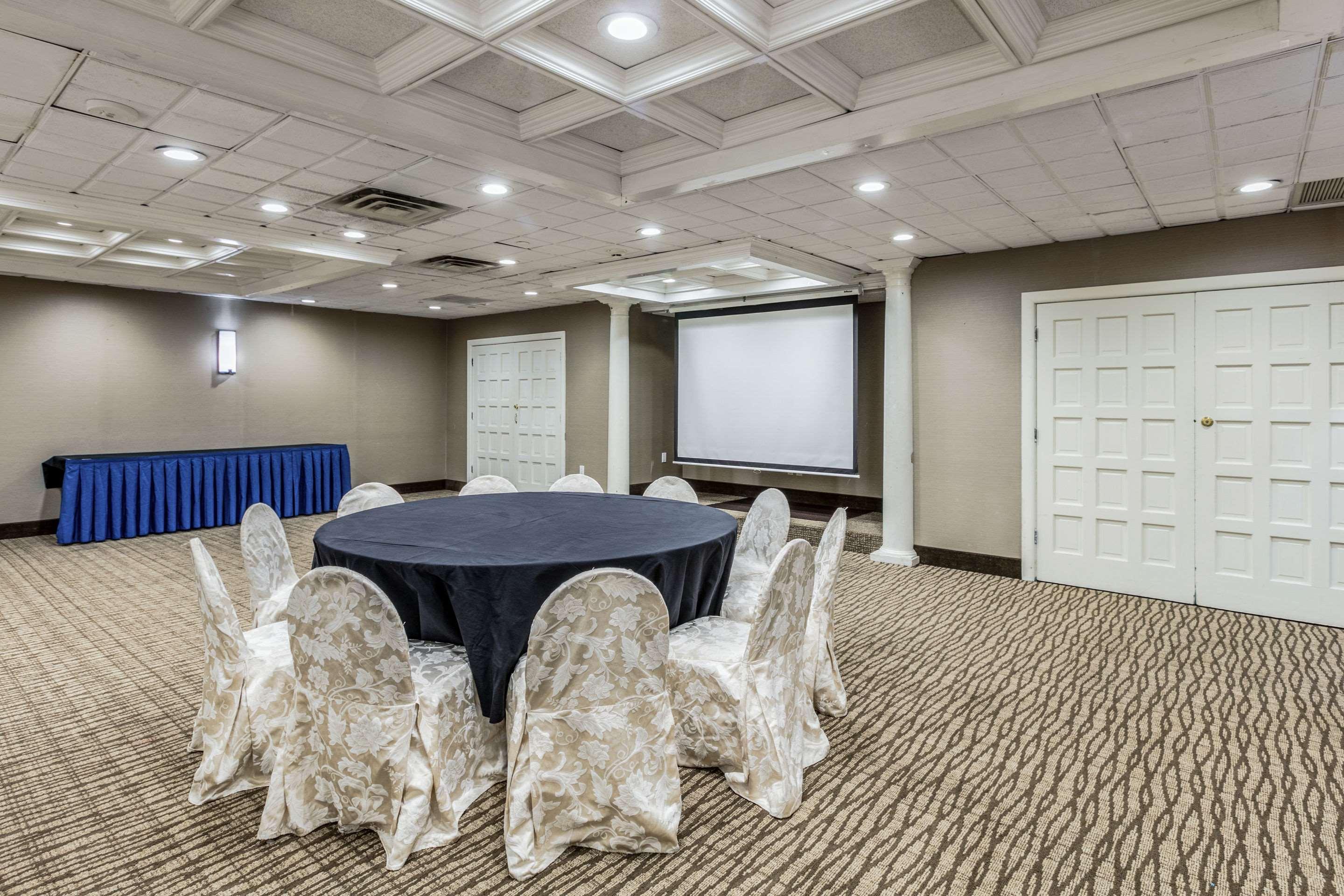 Comfort Inn Medford-Long Island מראה חיצוני תמונה