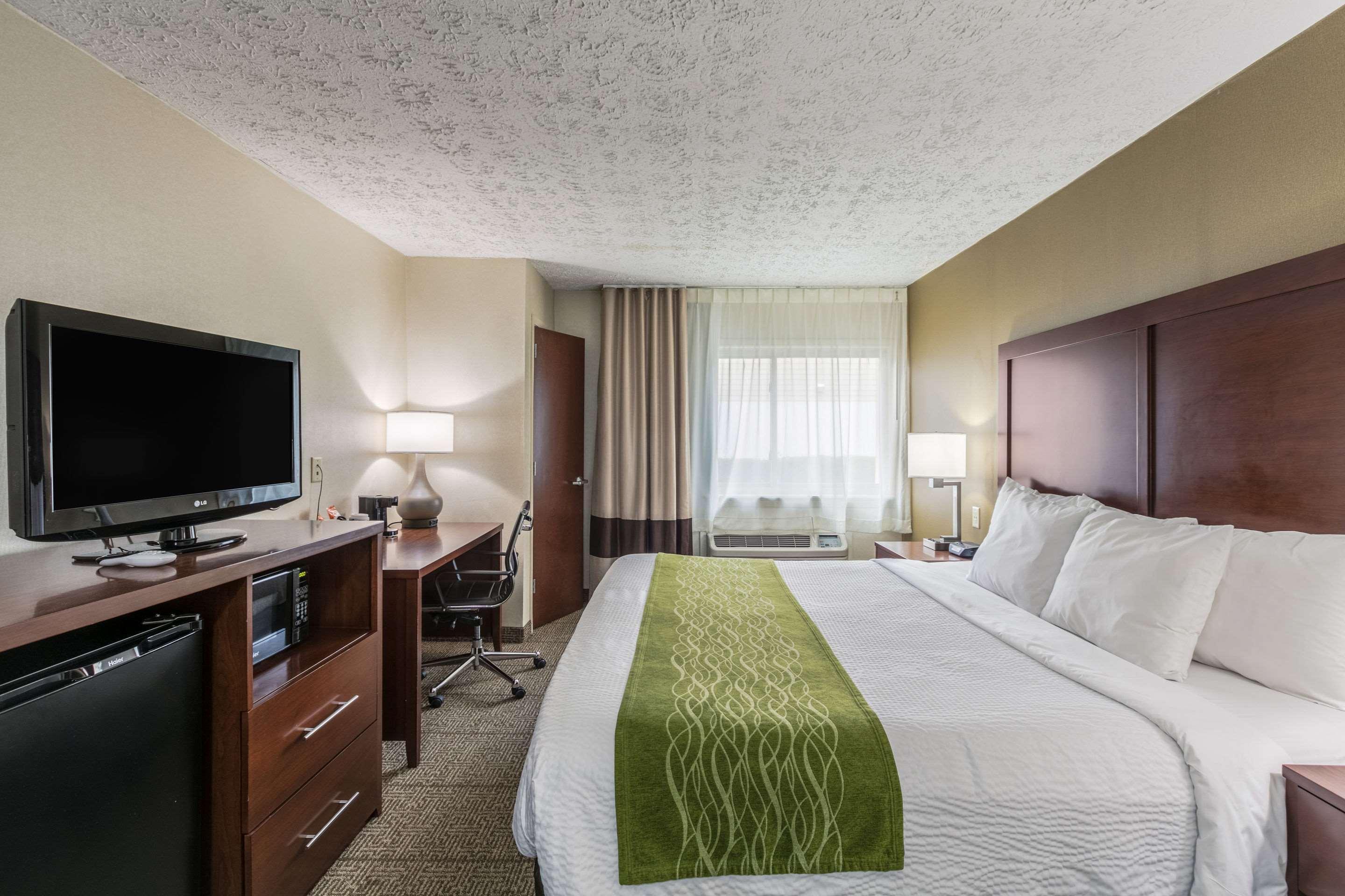 Comfort Inn Medford-Long Island מראה חיצוני תמונה