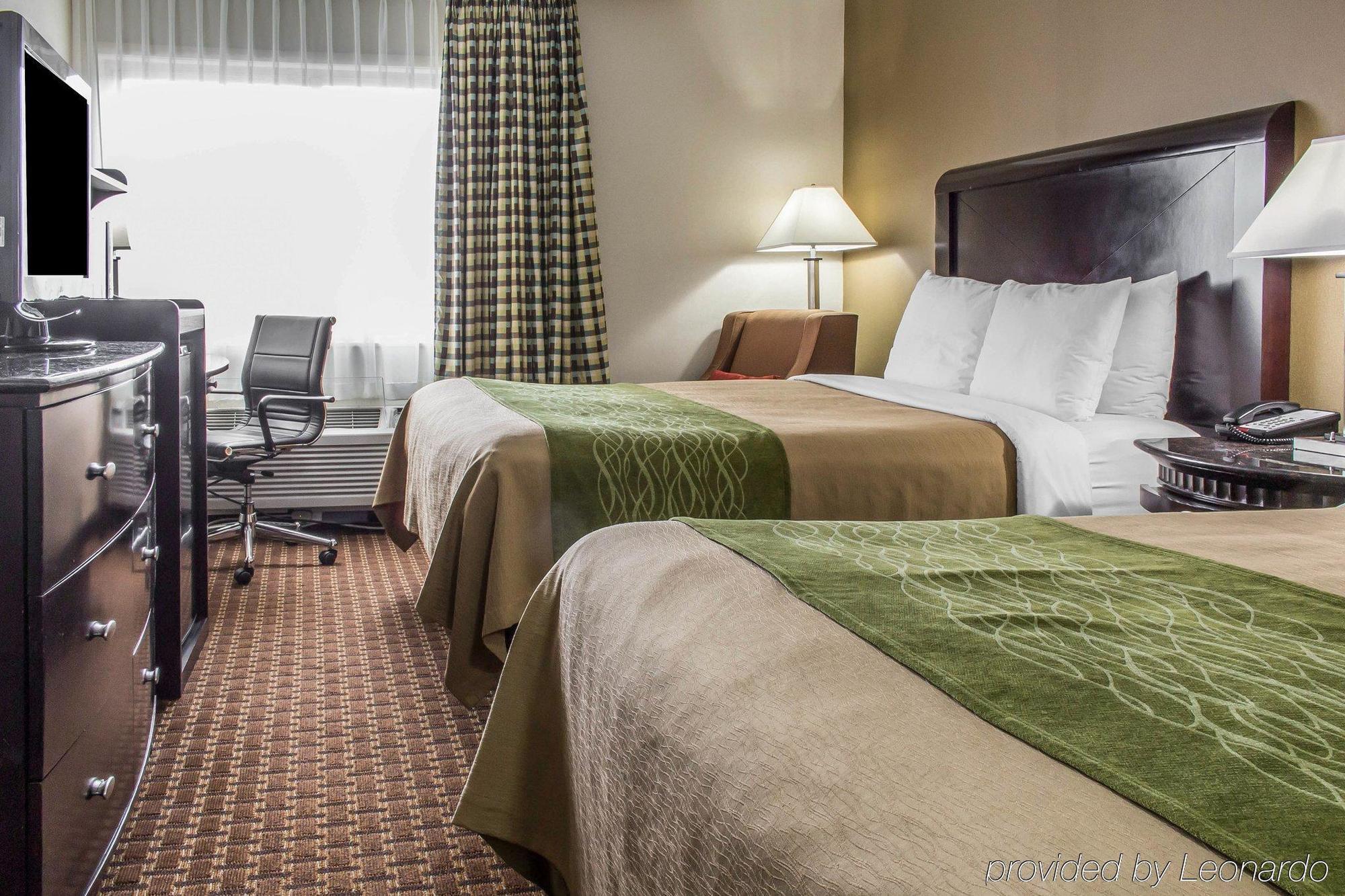 Comfort Inn Medford-Long Island מראה חיצוני תמונה